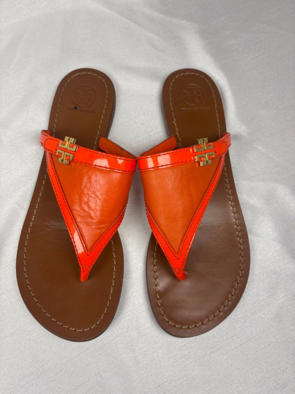 Tory Burch Bright Orange Leather Thong Sandals with Gold Logo Accent Size 9